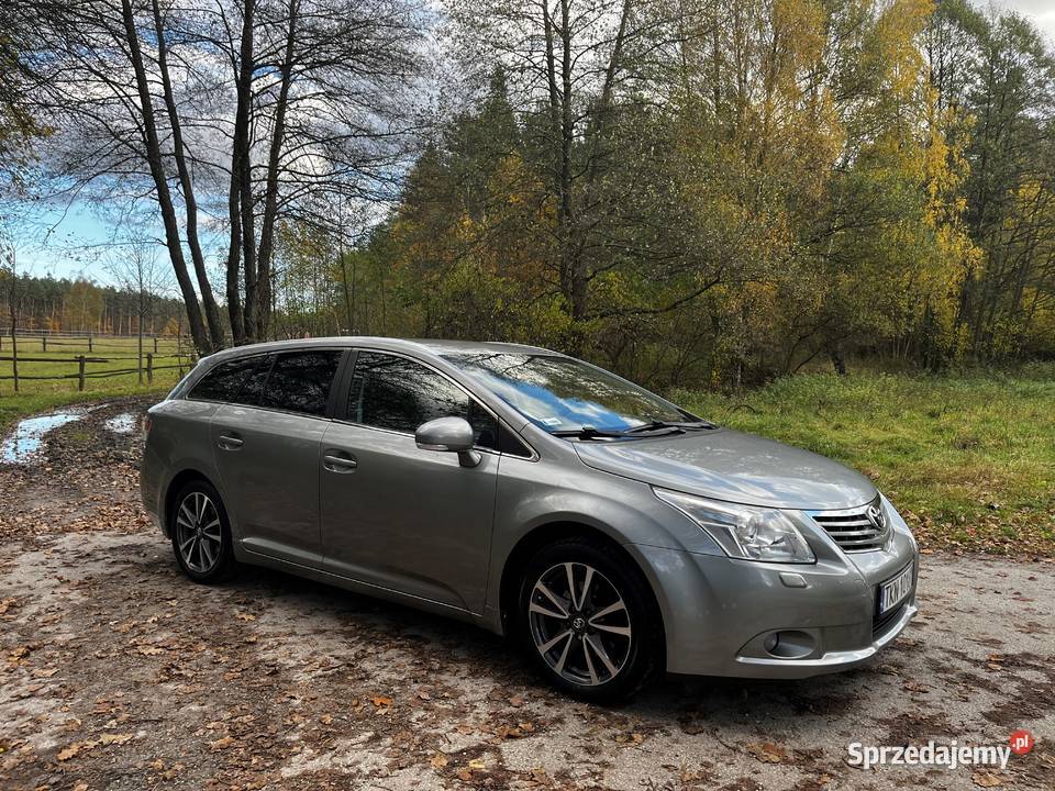 Toyota Avensis 18 b 147 BezwypadkowaSalon Polska Końskie