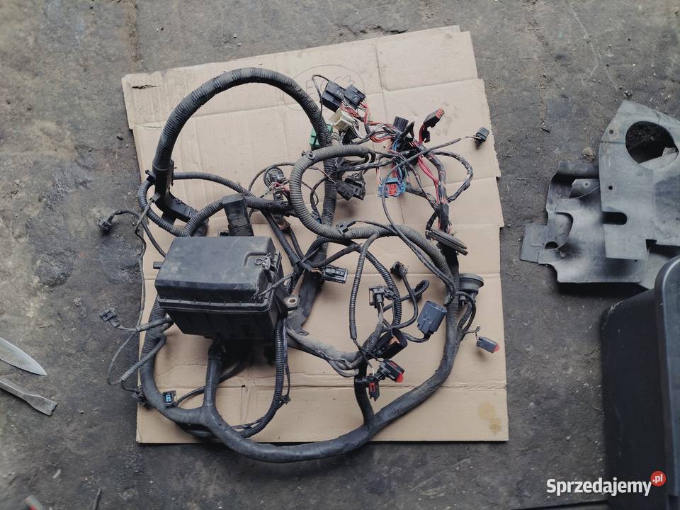 INSTALACJA FORD MONDEO MK1 93BG14K733CN Kamień-Kolonia