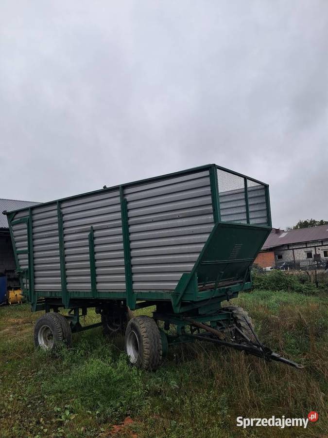 Przyczepa objętościowa do trawy zielonek Zambrów