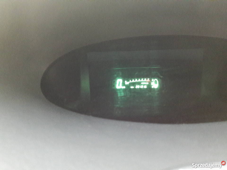 Toyota Yaris I używana kobietę 68KM Busko-Zdrój sprzedam