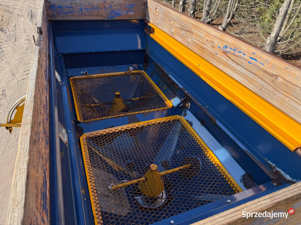 Rozsiewacz BOGBALLE DZ Trend 1500 L 2000 L 1624 lubelskie