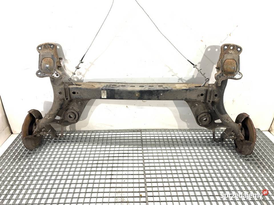 BELKA TYŁ VW GOLF VII Hatchback TYLNA Belki zawieszenia