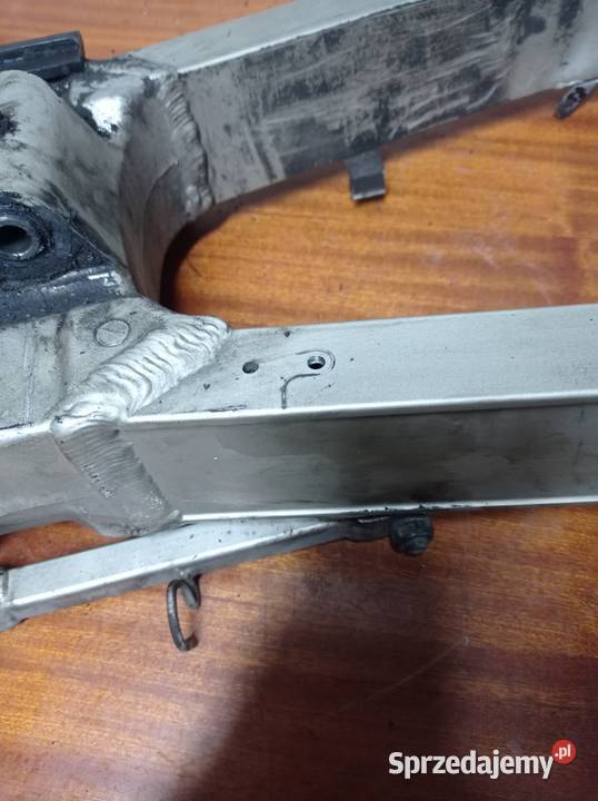 Kawasaki ZZR 600 wahacz mocowanie tylnego koła Łubno
