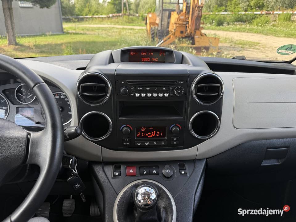 Peugeot Partner 16 DIESEL Klimatronik Ledy autoalarm Konin