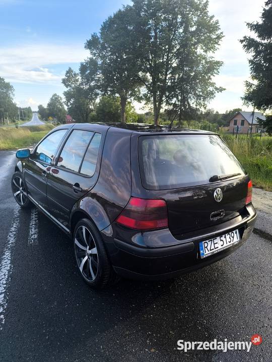 Golf 4 16 16v lpg 2000r podkarpackie Stobierna