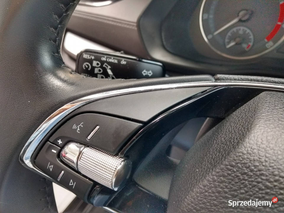 koda Octavia 15 TSI 150 ambition led czujniki światła do jazdy dziennej Tychy