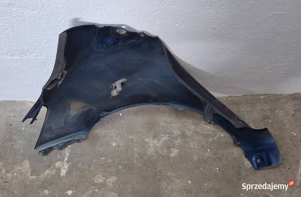 Błotnik Prawy Przód Toyota Yaris 2 osobowe sprzedam