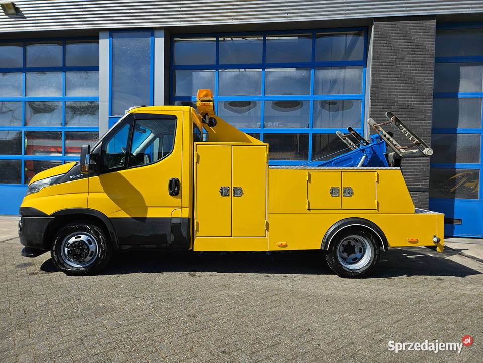 Holownik pomoc drogowa Iveco Daily Warszawa sprzedam