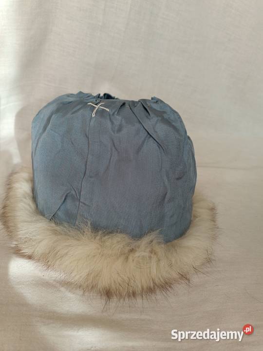 Czapka vintage ze srebrnego lisa Karczew