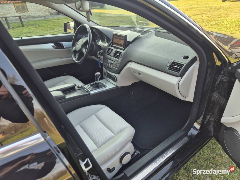 2010 MercedesBenz w204 benzyna łódzkie Opoczno