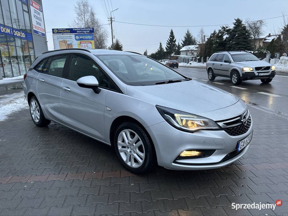 Sprzedam astra k 2019 16cdti idealny stan Mława
