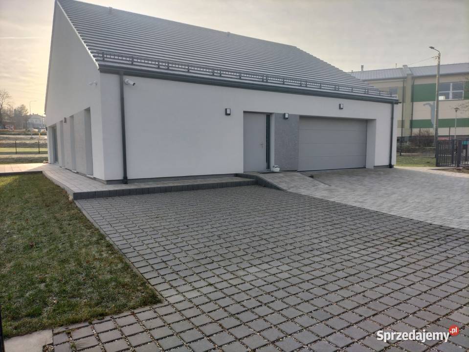 Dom parterowy z dużym ogrodem garażem Gotowy do Pręgowo Górne