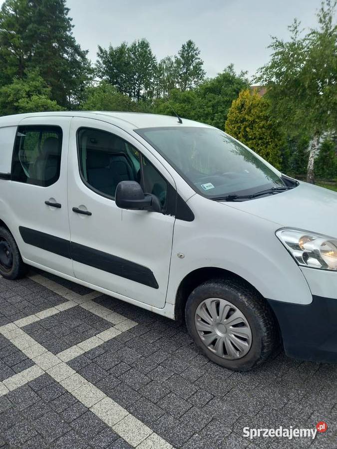 Zadbany peugot partner w stanie Trzemeśnia sprzedam
