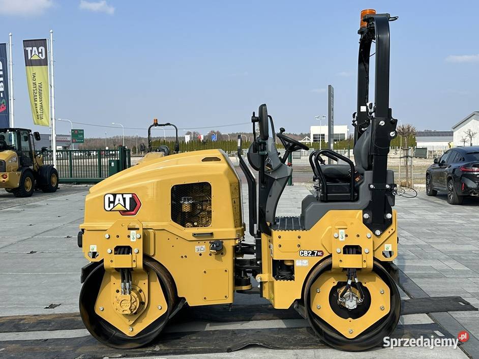 WALEC DROGOWY CATERPILLAR CB27 GC Rok produkcji 2025 wielkopolskie Tuliszków