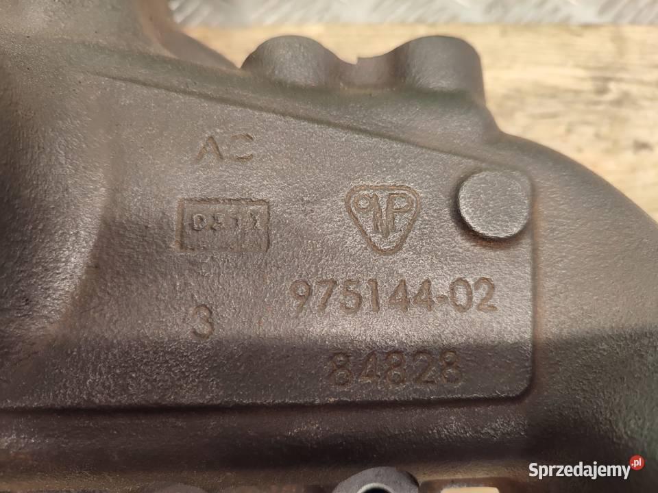 Pompa wody V836867628 ACP055583C Massey Ferguson Wilkowo sprzedam