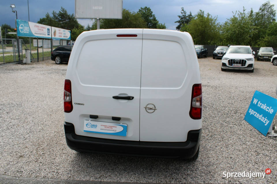 Opel Combo VAN Vat1 Fvat netto 39 756PLN Salon wielofunkcyjna kierownica mazowieckie Warszawa