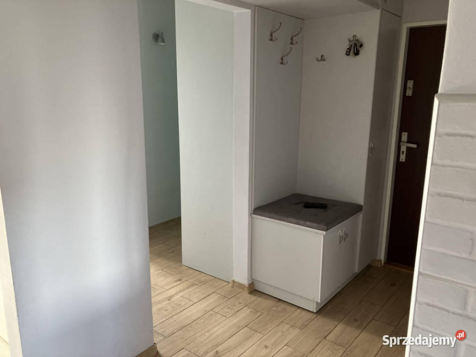 Sprzedam mieszkanie 4 pokojowe na Zazamczu na 3 piętra i więcej Włocławek