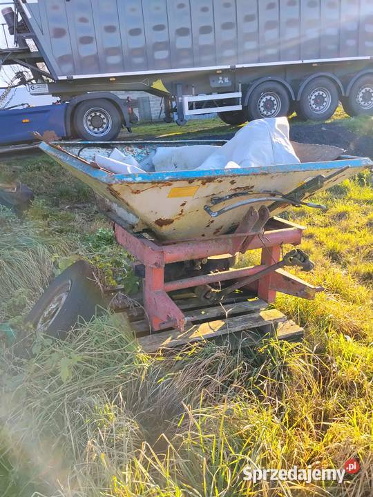 Rozsiewacz nawozów Nowa Karczma