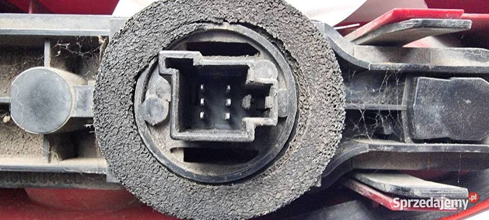 LAMPA LEWA TYŁ FORD FOCUS MK1 osobowe Lipno