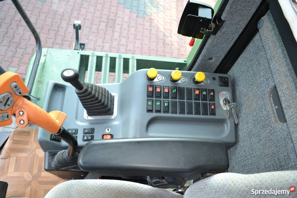 Kombajn zbożowy Fendt 5220 E lubelskie