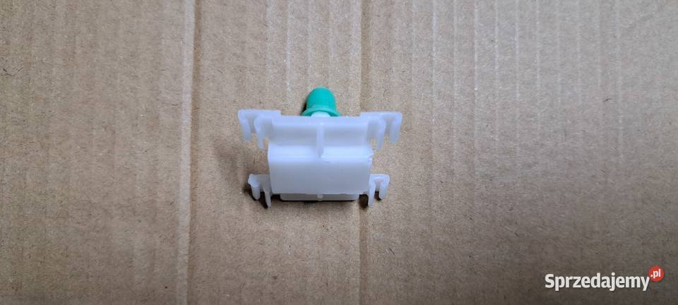 Spinka mocowanie listwy 1H0853585B VW Golf III osobowe Luzino