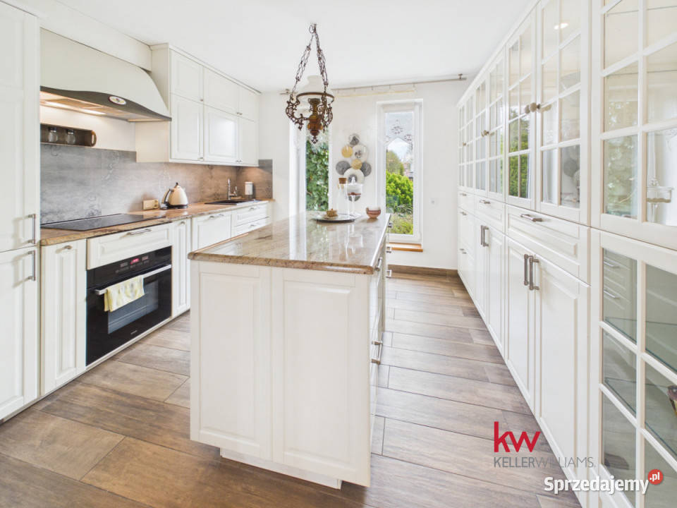 sprzedaży domu wolnostojącego 280m2 Janów śląskie