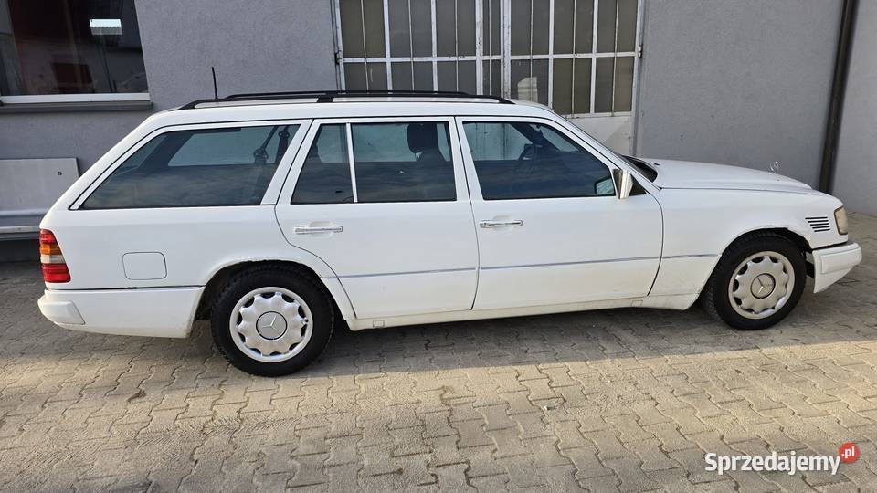 MERCEDES 124 KOMBI Nowy Świętów sprzedam