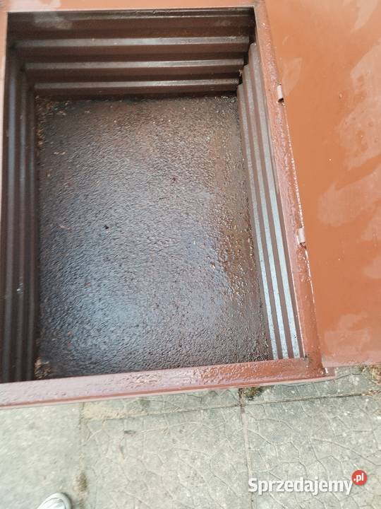 Skrzynia metalowa z pokrywą Warszawa