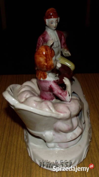 FIGURKA PORCELANOWA KOLOROWA BŁYSZCZĄCA PARA Stalowa Wola