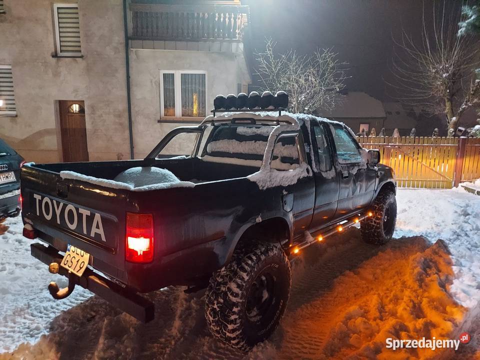 Toyota hilux V 24d legenda zamiana przyciemniane szyby