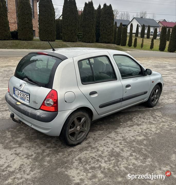 Renault clio 14 benzyna 2001r Strzegocice