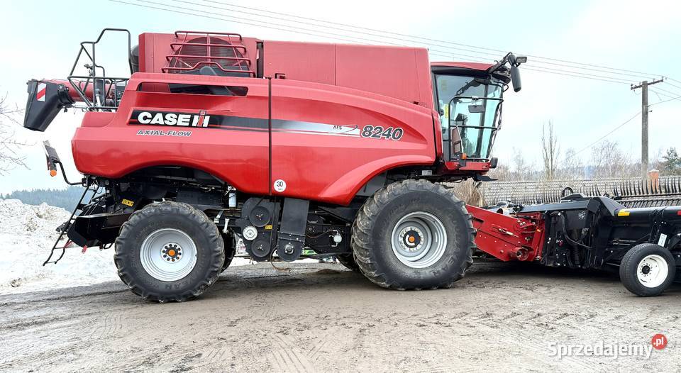 Case IH 8240 AFS 2018 MACDON FD 135 2018 nieuszkodzony Kudowa-Zdrój