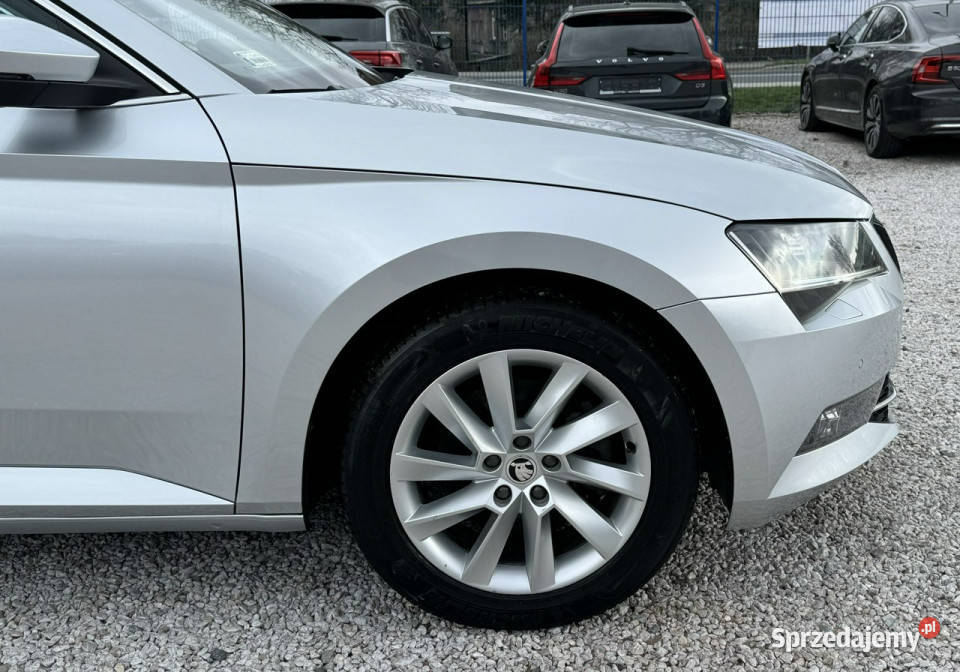 koda Superb Salon LEDNaviPDCSerwisGwarancja III ESP Kamienna Góra