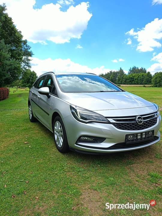 Opel Astra K Kombi 16Diesel Rzezawa sprzedam