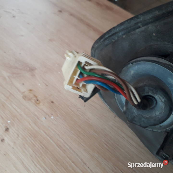 Lusterko elektryczne pasażera Peugeot 206