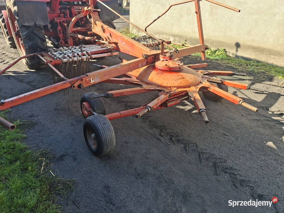 Zgrabiarka karuzelowa Pottinger TOP 460N wielkopolskie Słupca
