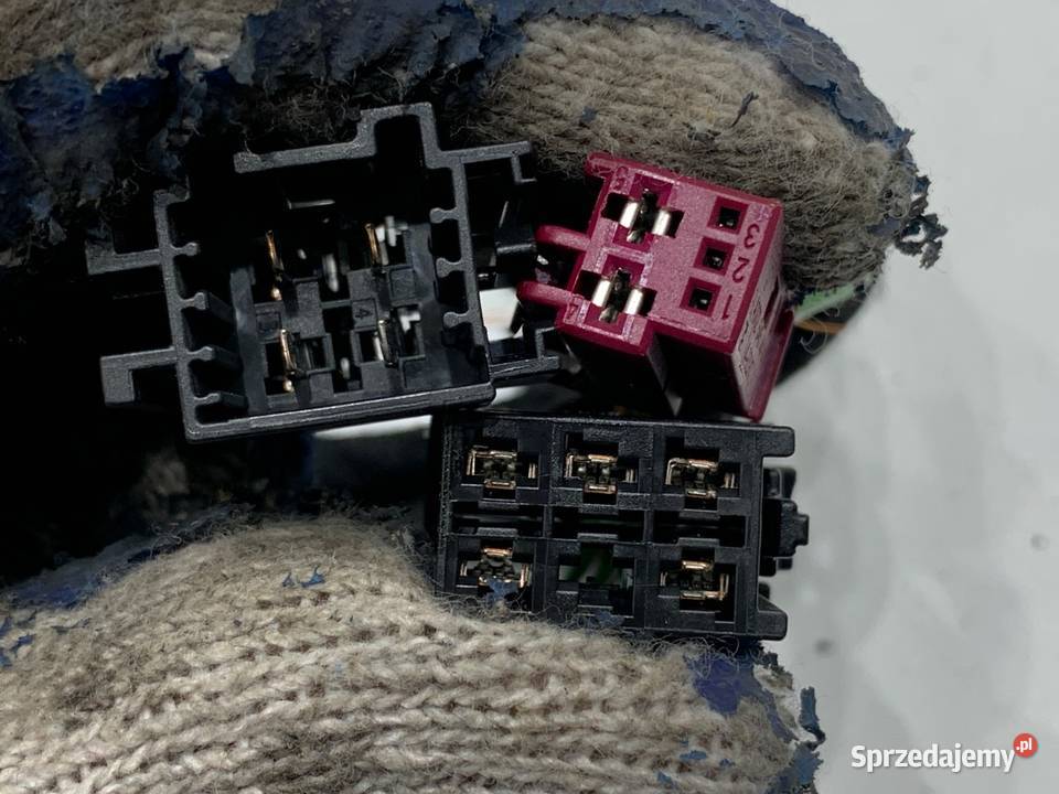 WIĄZKA DRZWI PRZÓD LEWY MERCEDES W176