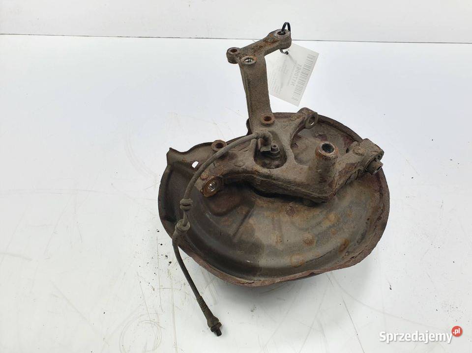 ZWROTNICA LEWA TYŁ SKODA OCTAVIA II 1K0435P Lipno sprzedam