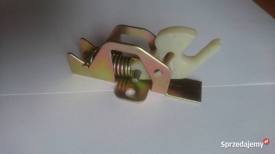 Zamek uchwyt maski atrapy Deutz fahr dx 450