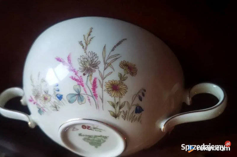 Filiżanka do herbaty z talerzykiem deserowym
