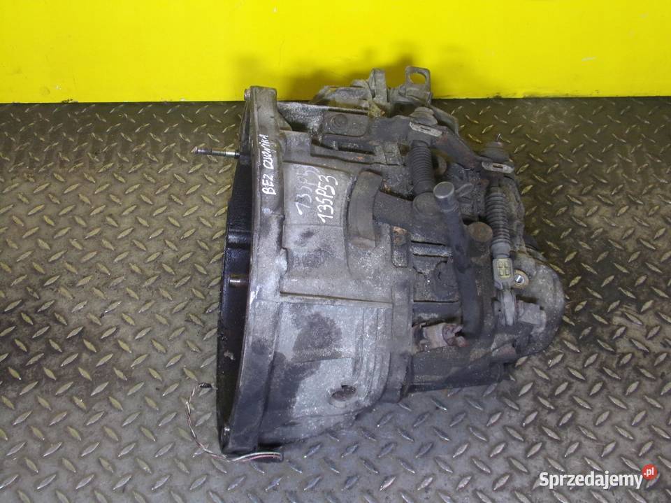 VIVARO TRAFIC PRIMASTAR 19 DCI 07r 82 skrzynia