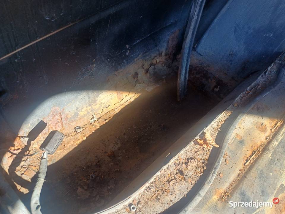 Mercedes w111 karoseria most progi Smardów