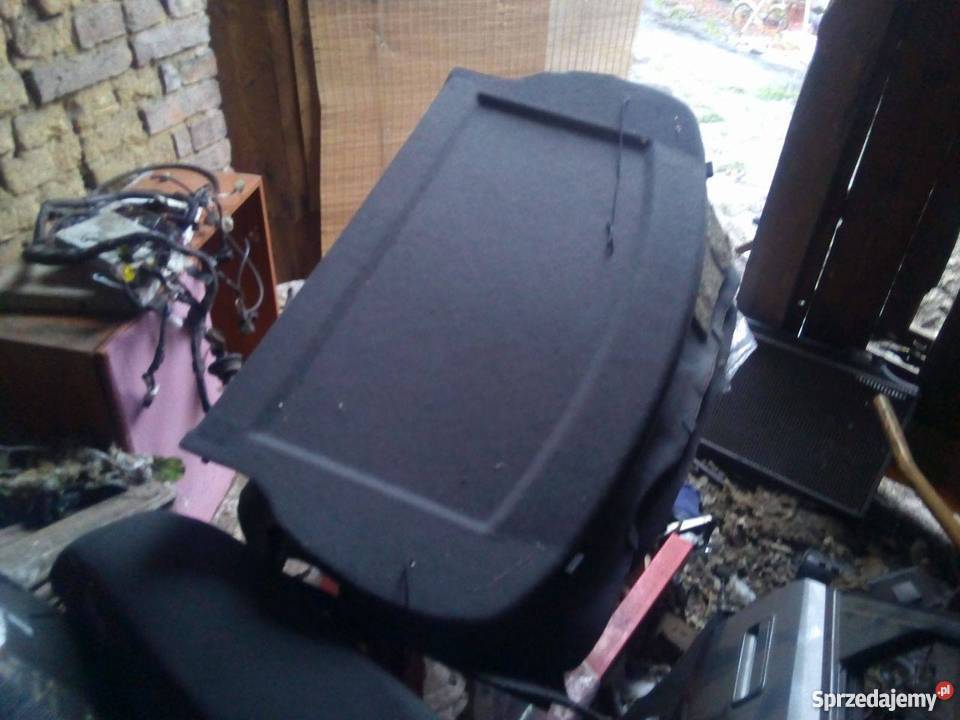 Do piątku Wnętrze Mazda 323F BG GT 18 DOHC Trzciel sprzedam