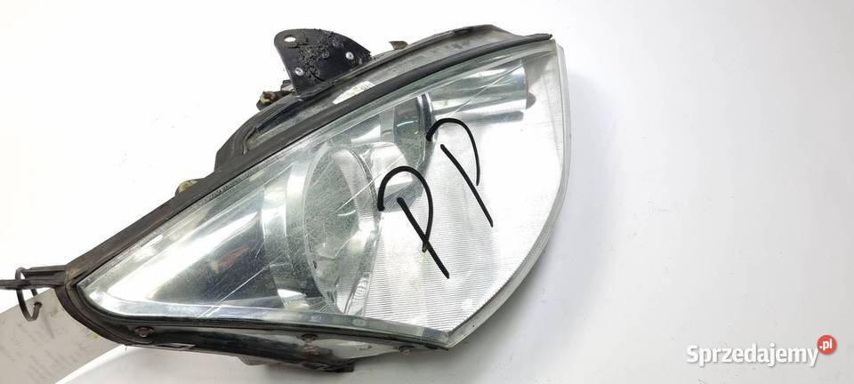 LAMPA PRAWA PRZÓD FORD FOCUS MK1 Lipno