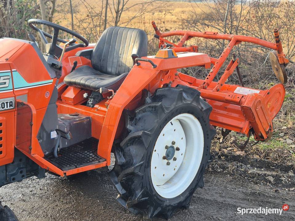 Traktorek traktor KUBOTA L1205D 20 44 Małuszyn
