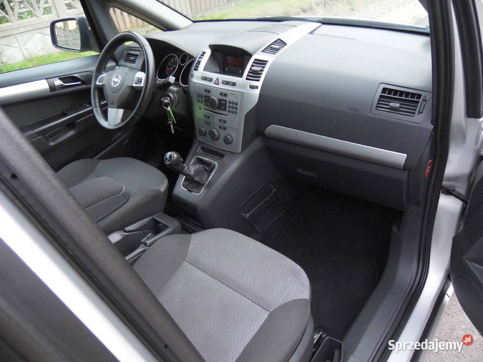 18 140 SIEDMIOOSOBOWY SUPER STAN isofix śląskie Rudnik Wielki