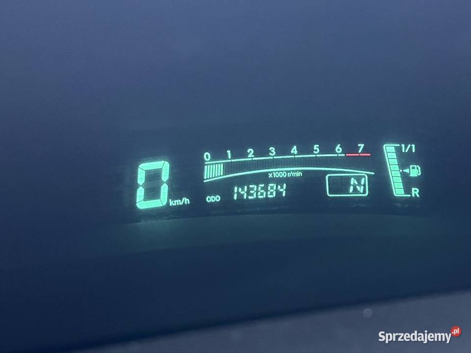 Toyota Yaris 13 benzyna salon Polska automat benzyna mazowieckie Łochów