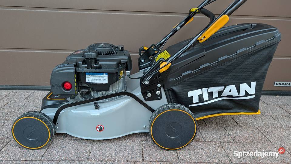 Kosiarka spalinowa TITAN TTLMP300SP40 samojezdna Kosiarki spalinowe Jadowniki