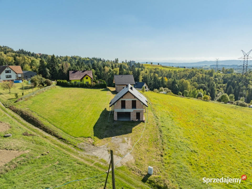 Dom w stanie surowym otwartym Naprawa 84000m2