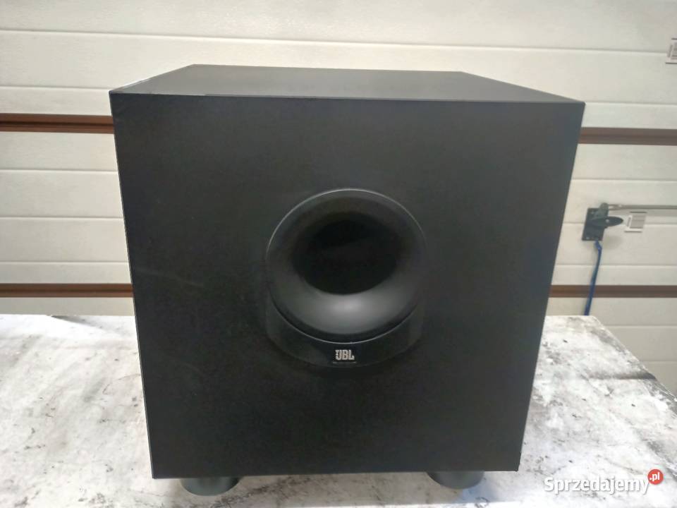 Subwoofer aktywny JBL SUB135